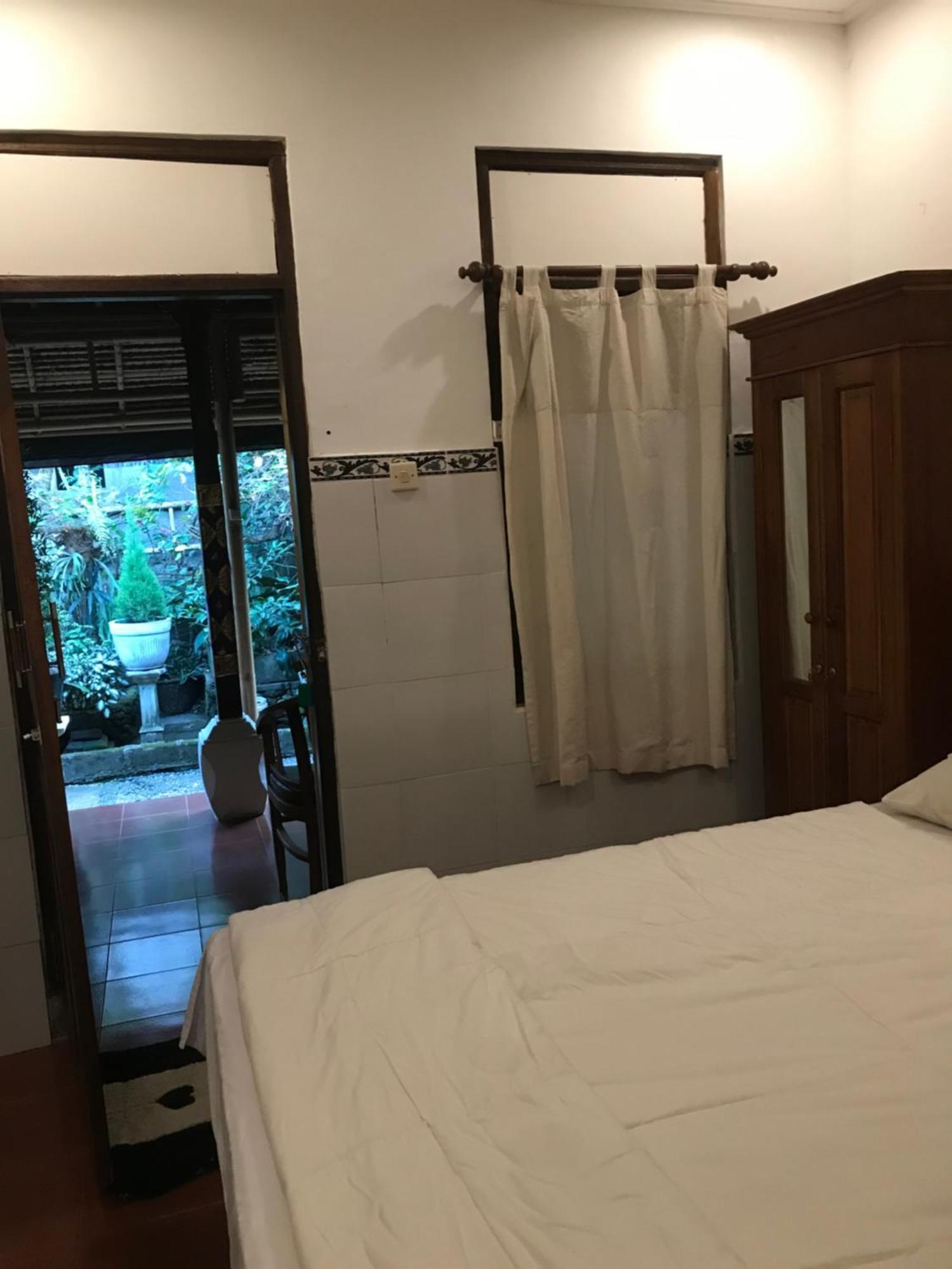 1Bd Guest House In Family Compound1, 15 Minute Walk To Yoga Barn Ubud Zewnętrze zdjęcie